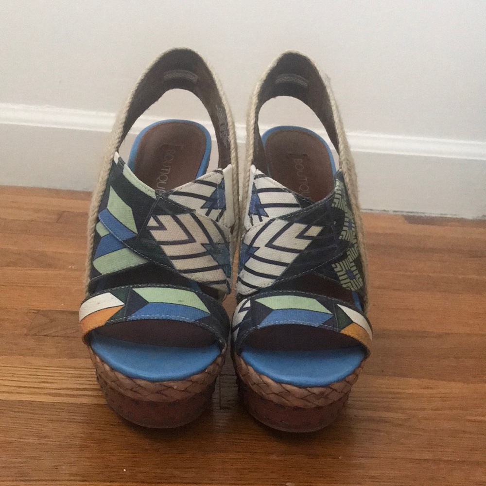 Boutique 9 blue Aztec wedges size 6